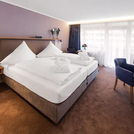 罗塔勒霍夫酒店 酒店 3*