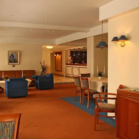 罗塔勒霍夫酒店 酒店